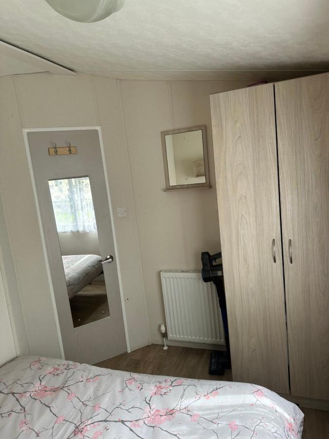 Hotel Angie'S Caravan At Seawick Saint Osyth Zewnętrze zdjęcie